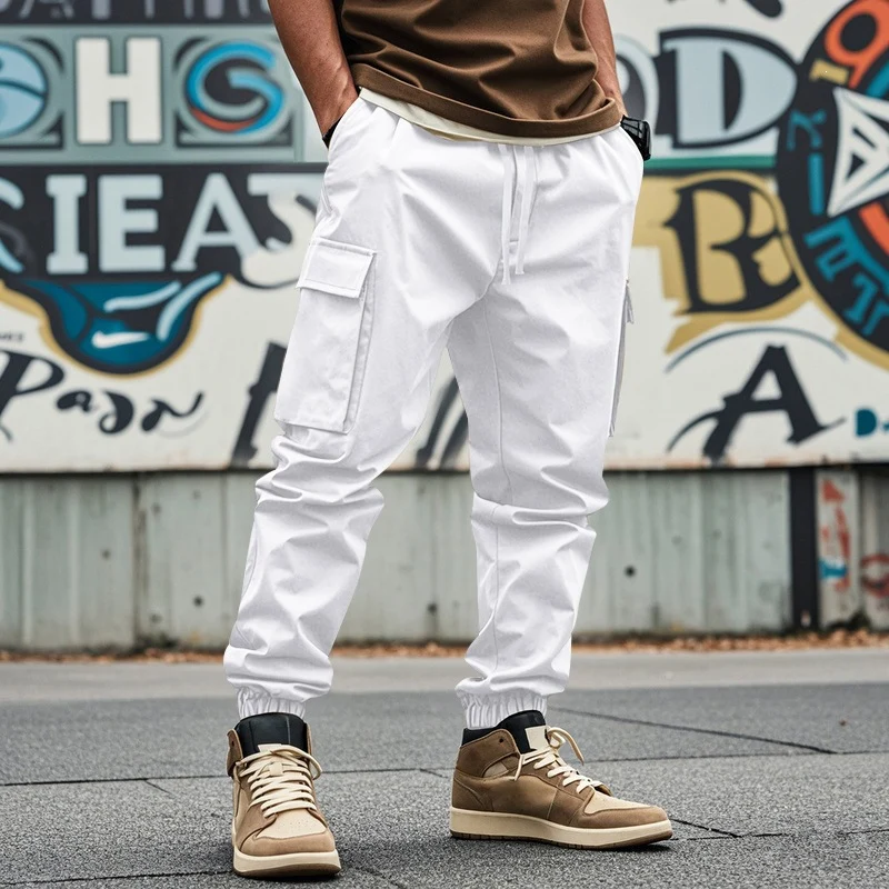 Herren Tapered Cargo-Jogginghose mit Kordelzug, aufgesetzten Klappentaschen und elastischen Bündchen Nord Taschen