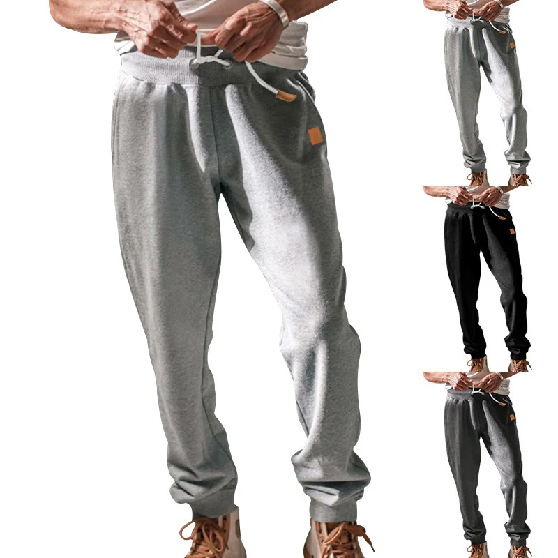 Herren Slim-Fit Jogginghose mit elastischem Bund, Kordelzug und schmalem Beinabschluss Nord Taschen
