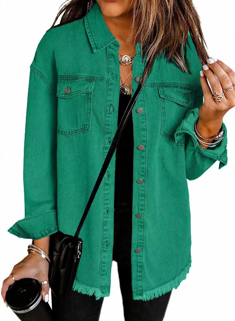 Damen Denim Overshirt mit fransigem Saum und Brusttaschen Avellé