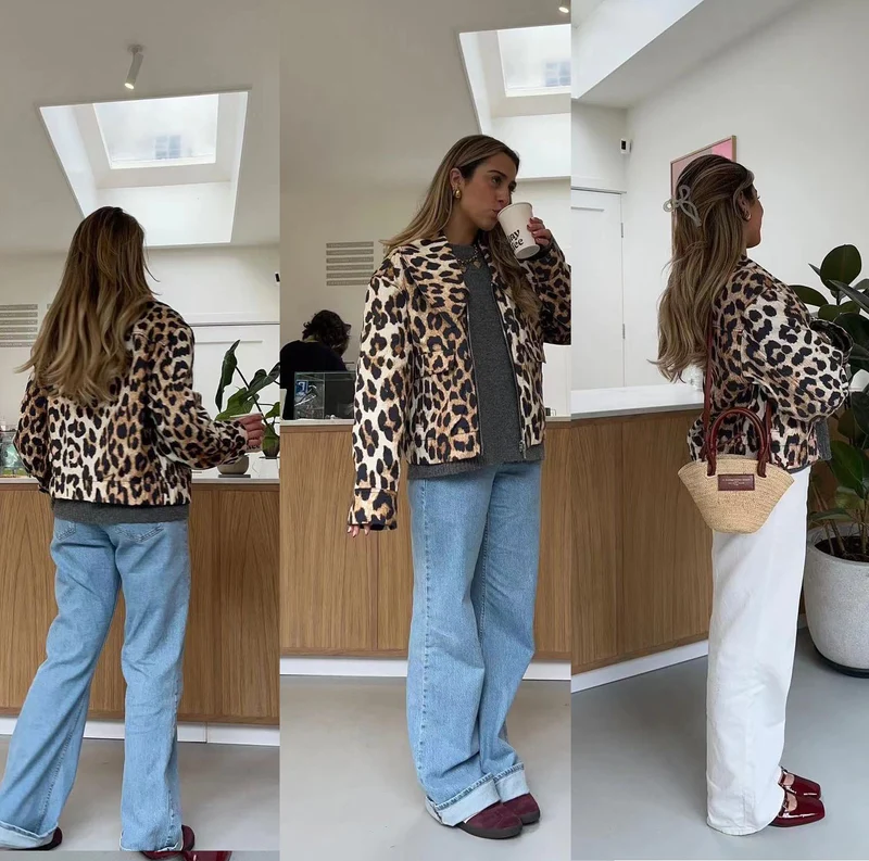 Damen Cropped-Fieldjacke im Leopardenmuster mit breitem Revers und Pattentaschen Nord Taschen
