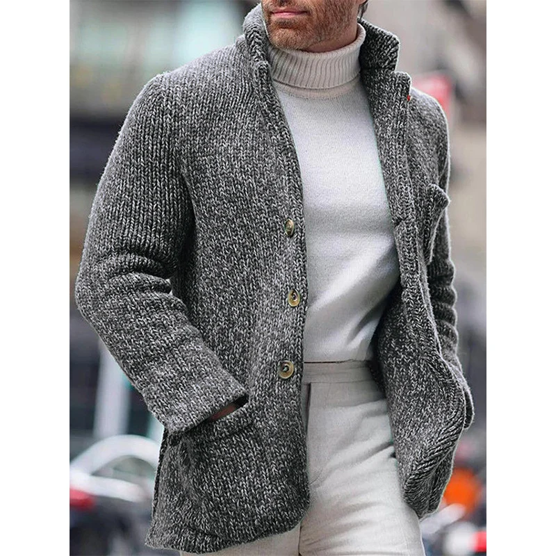 Herren Grobstrick-Cardigan-Jacke mit hohem Stehkragen und aufgesetzten Taschen Nord Taschen