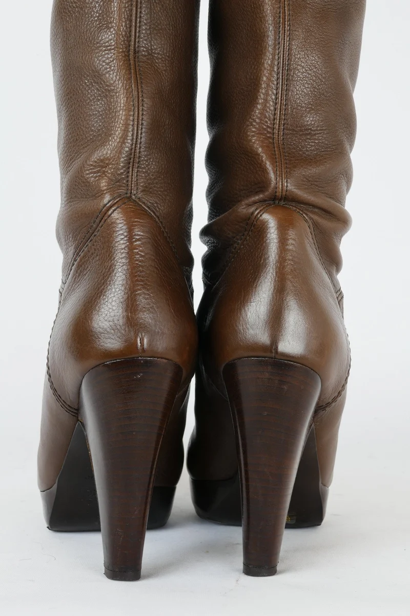 Hohe Stiefel Leder dunkelbraun