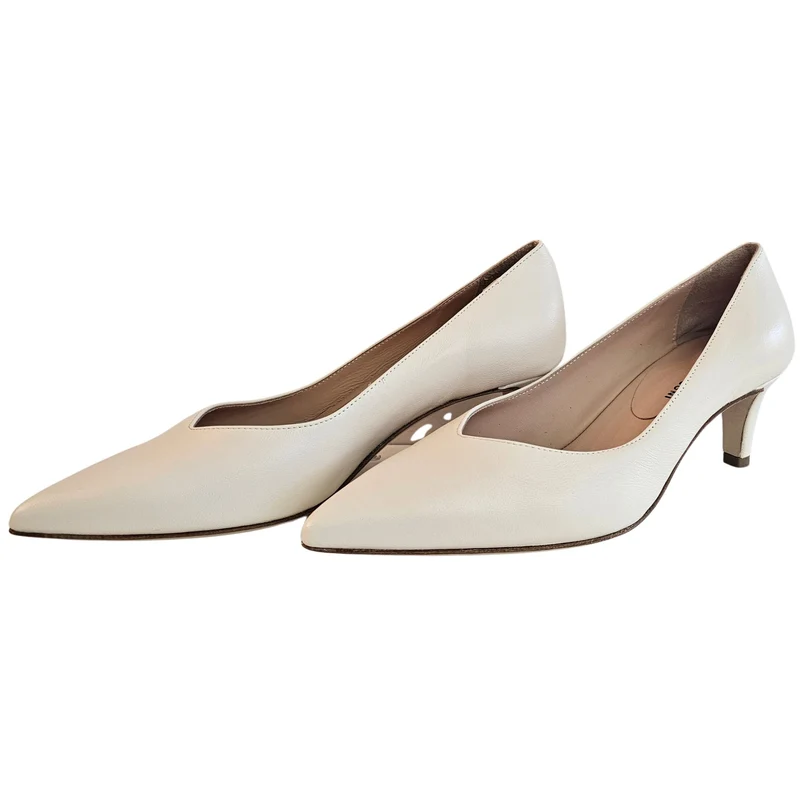 Fabio Rusconi, Pumps in Creme