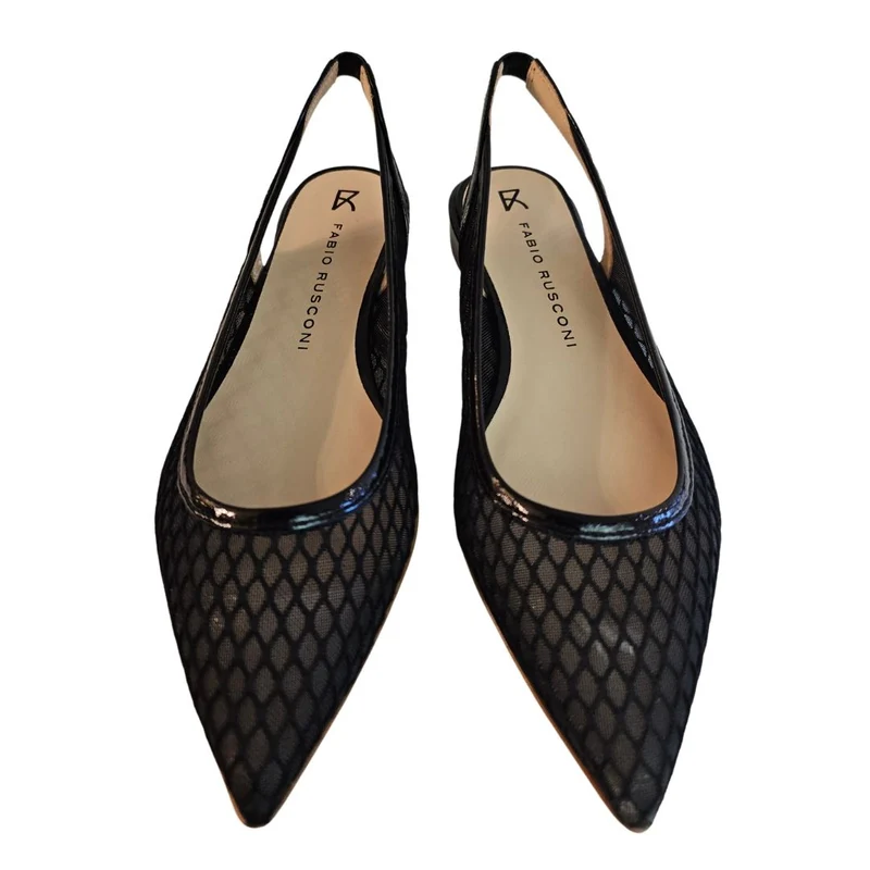 Fabio Rusconi, flacher Lackleder-Sling in Schwarz mit Mesh