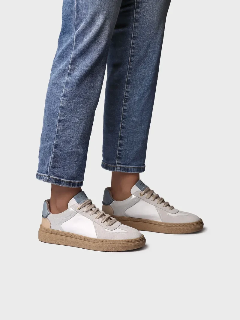 Zapatillas deportivas de mujer en serraje y piel | ATRIA