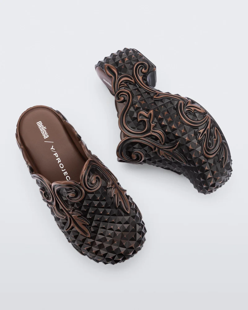 Court Clog