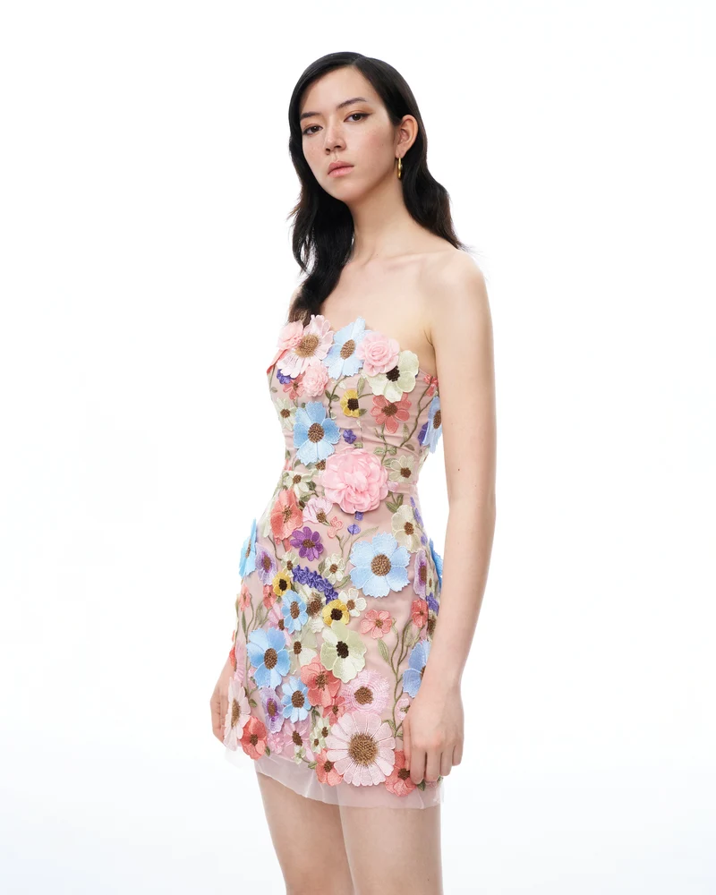 Odalys Besticktes Minikleid mit Blumen – Pastellfarben Mehrfarbig