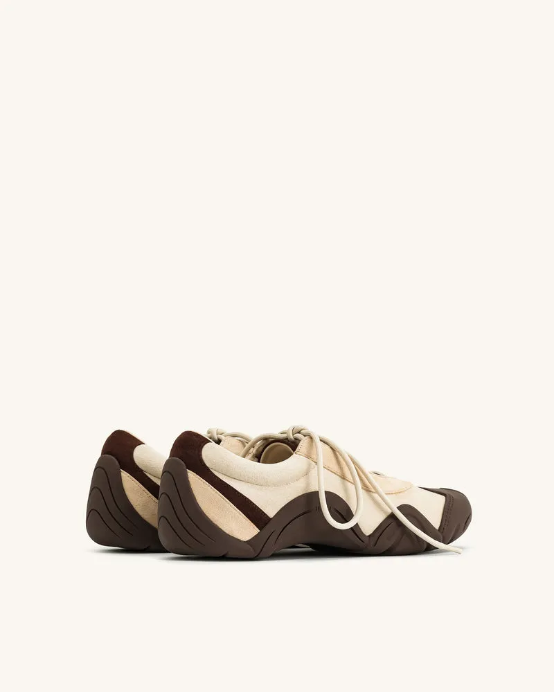Caitlin Ballerina-Sneaker zum Schnüren – Hellbraun