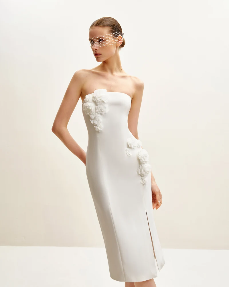 Petal Perfection Cocktailkleid - Weiß