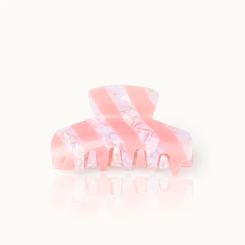 by Vivi Haarklammer "Stripes"