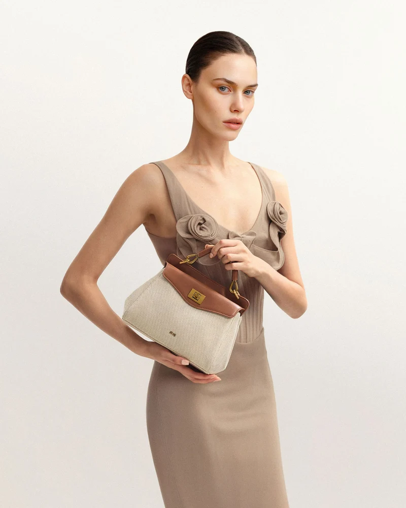 Lucia Klassische Handtasche - Braunes Canvas