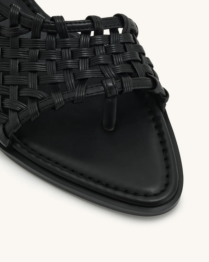 Jocelyn Flip-Flops mit gewebtem Riemen - Schwarz