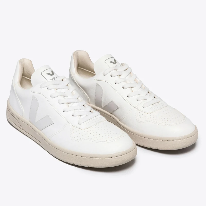 VEJA Unisex Sneaker "V-10 CWL"