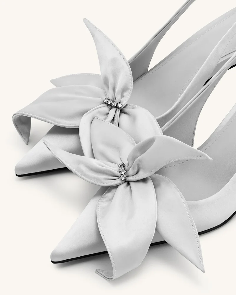 Queena Slingback-Pumps mit floralen Applikationen - Silber