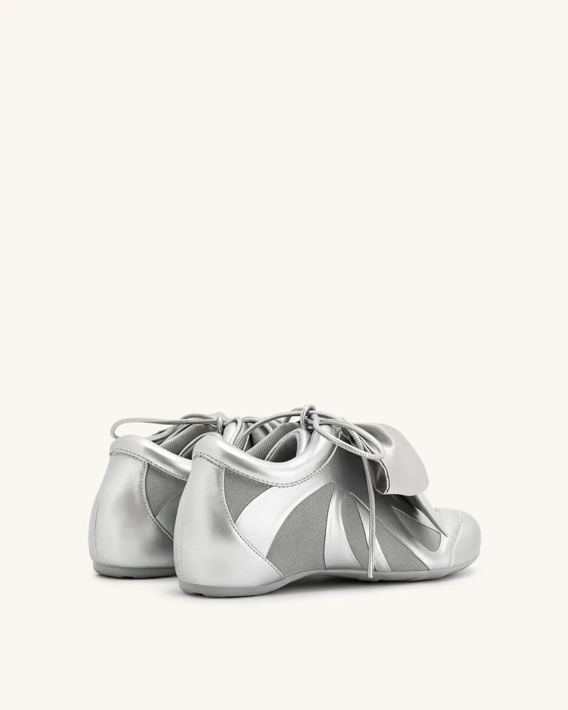 Rosie Metallic Schleifen-Tie Low Top Turnschuhe - Silber