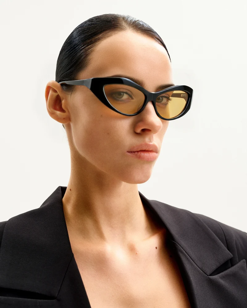 Clarissa Cat-Eye Sonnenbrille - Schwarz