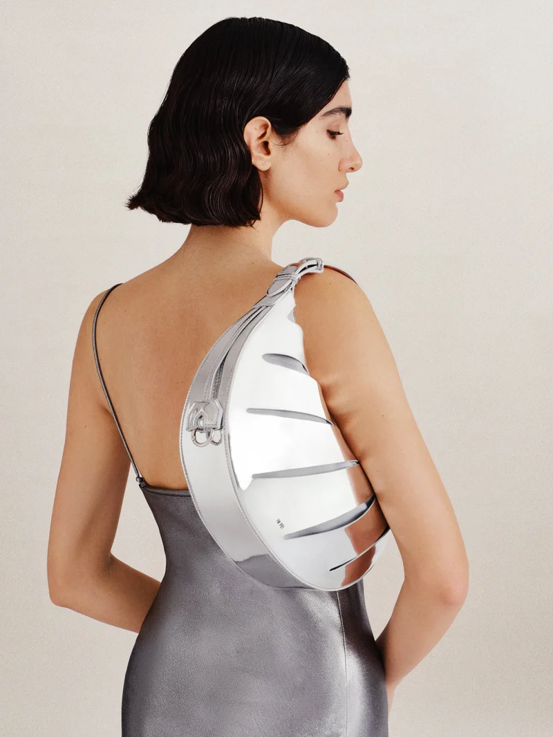 Jana Schultertasche mit Aussparungen - Silber