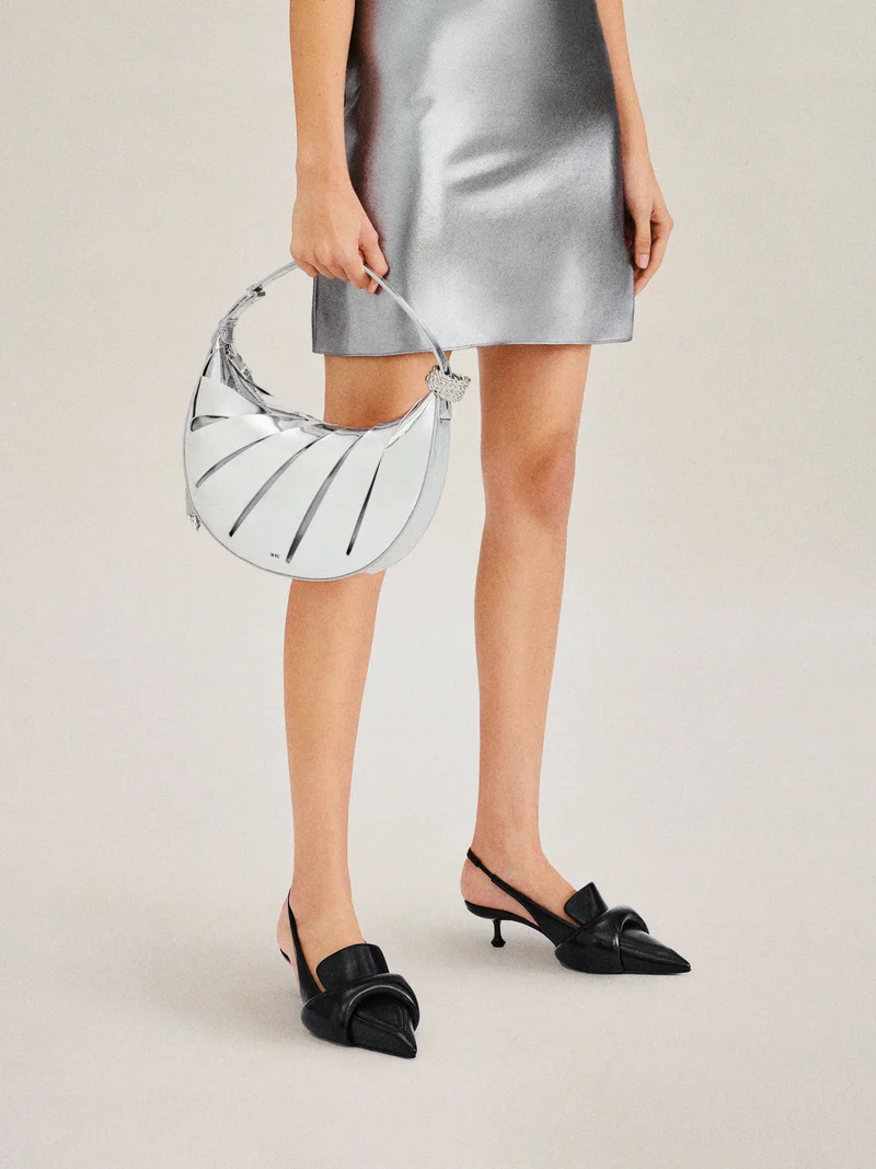 Jana Schultertasche mit Aussparungen - Silber