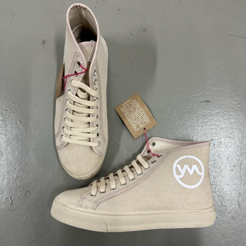 Youmans Unisex Canvas Sneaker "Pinella" - Beige
