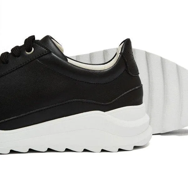 Nine to Five Sneaker "Pedro"