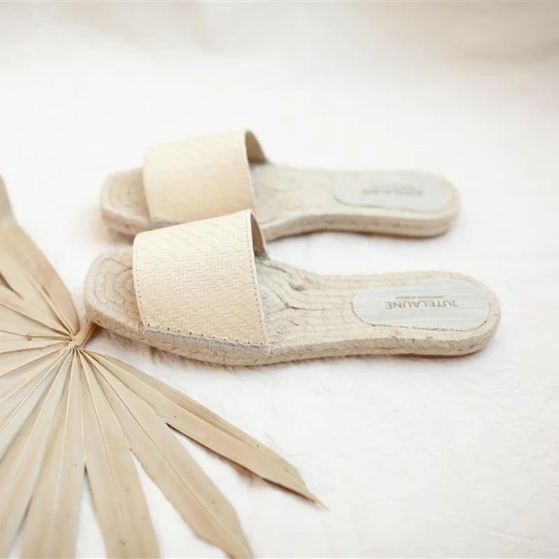 Jutelaune "Vegan Raffia Flats"