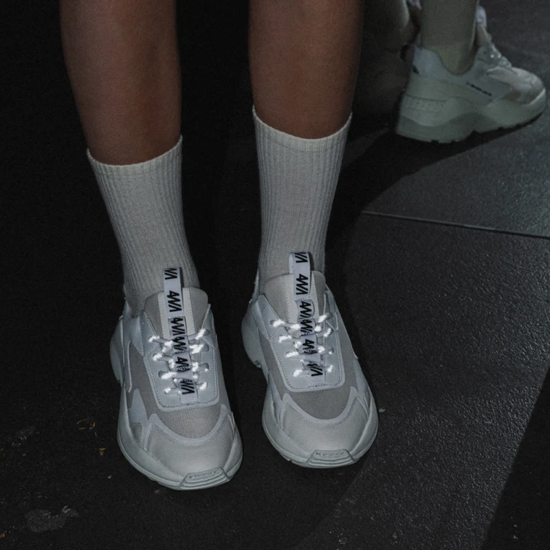 Paprcuts Sneaker "Curl"