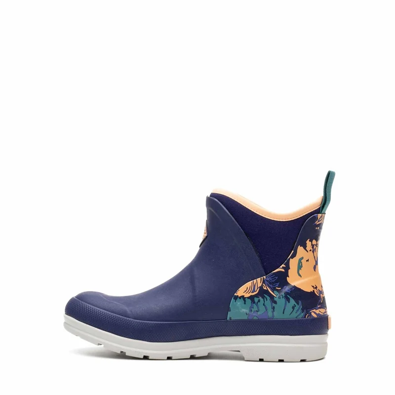 Women's Muck Originals Pull-On Ankle Boots