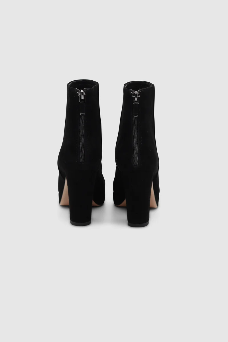 Kaus Boot Negro