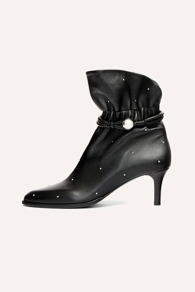 Boots Forla Button