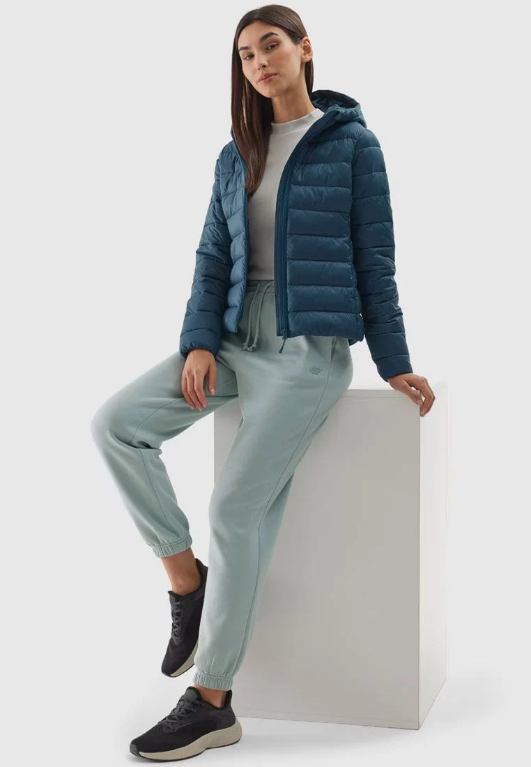 4F Damen Steppjacke mit synthetischer Daunenfüllung TDIAM484