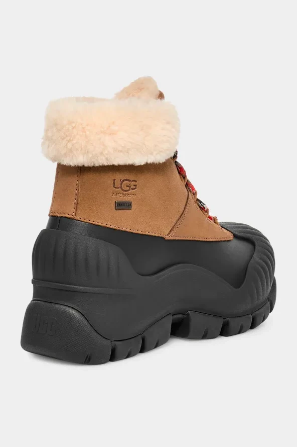 Boots Adiroam Hiker