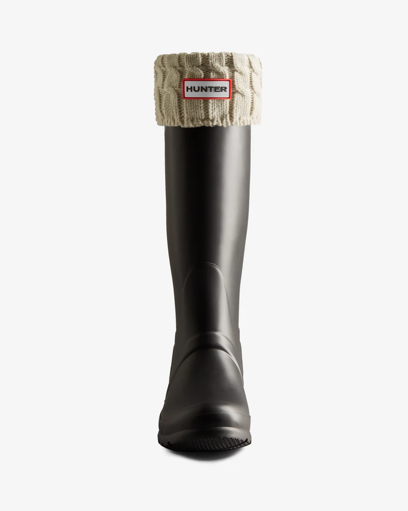 Recycled 6 Stitch Cable Cuff Tall Stiefelsocken Weiß (Unisex)