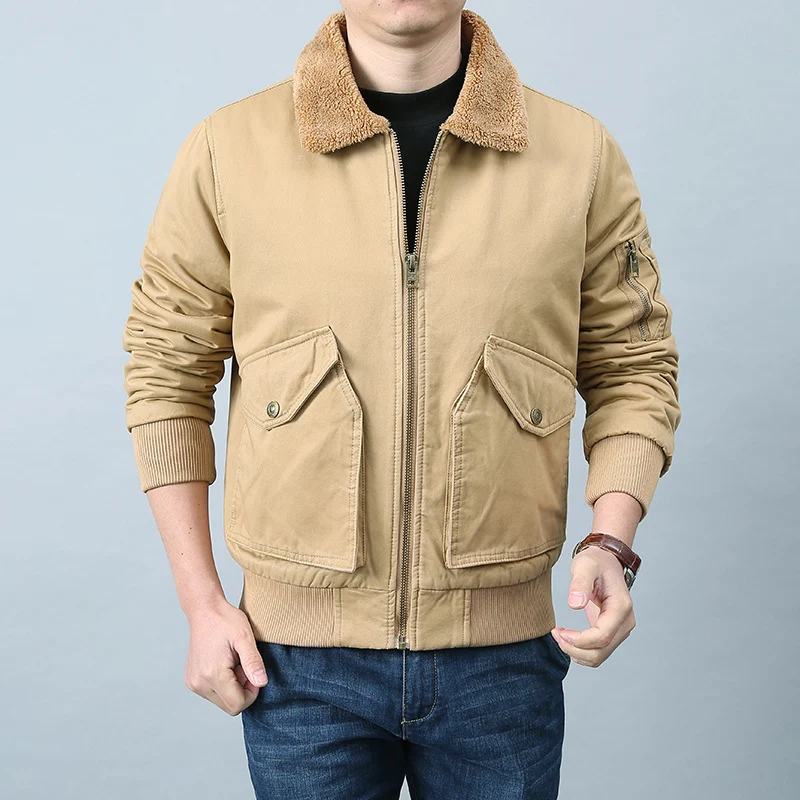 Herren Kurzschnitt Bomberjacke im Pilotenstil mit Teddykragen, Utility‑Taschen und gerippten Bündchen Nord Taschen