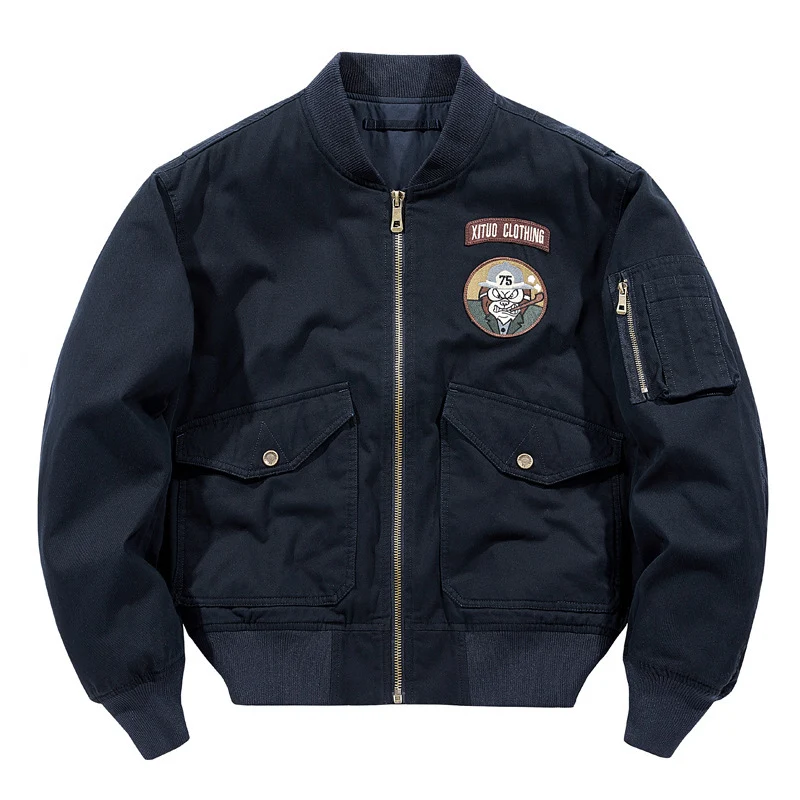 Herren Kurzgeschnittener Piloten-Bomber mit Utility-Taschen und gestickten Patches Nord Taschen