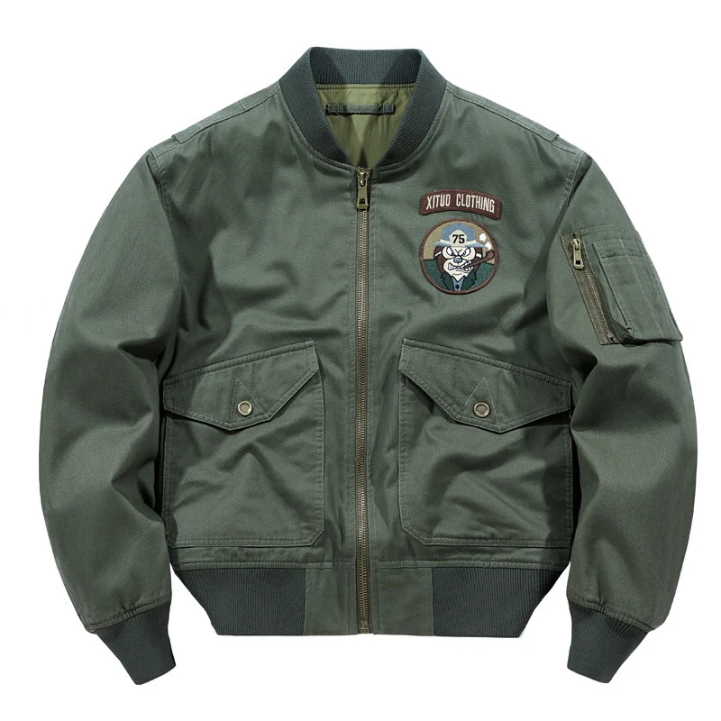 Herren Kurzgeschnittener Piloten-Bomber mit Utility-Taschen und gestickten Patches Nord Taschen