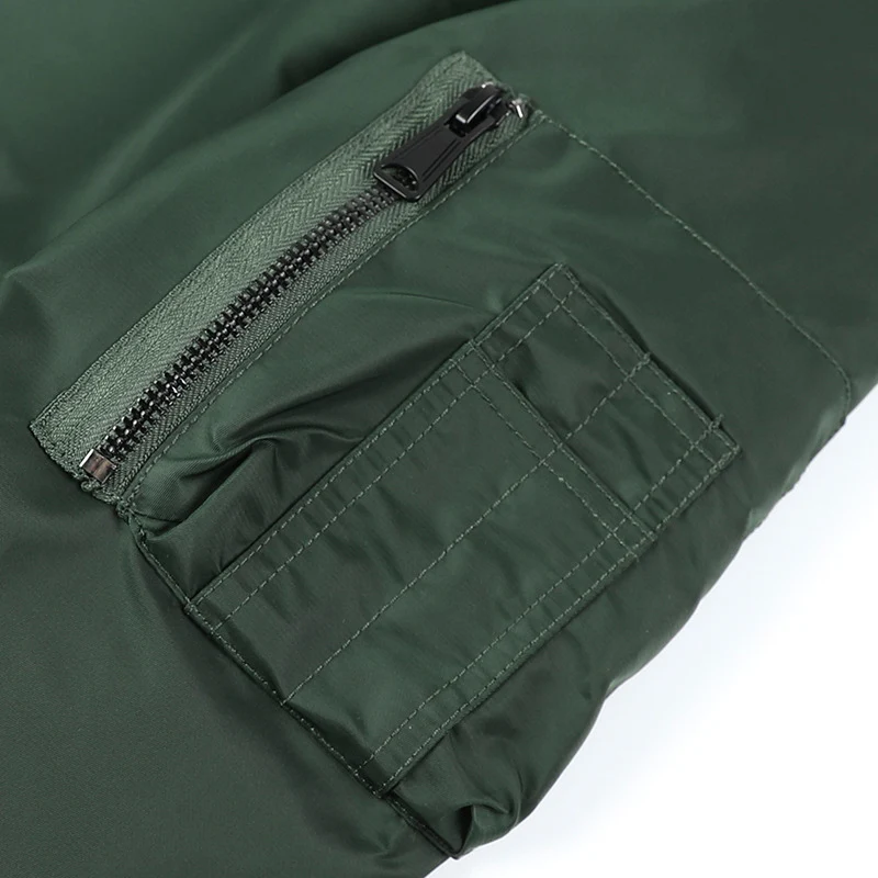 Herren Kurzblouson Bomberjacke mit gesteppter Thermofütterung, Nylon‑Shell und Ärmeltasche Nord Taschen