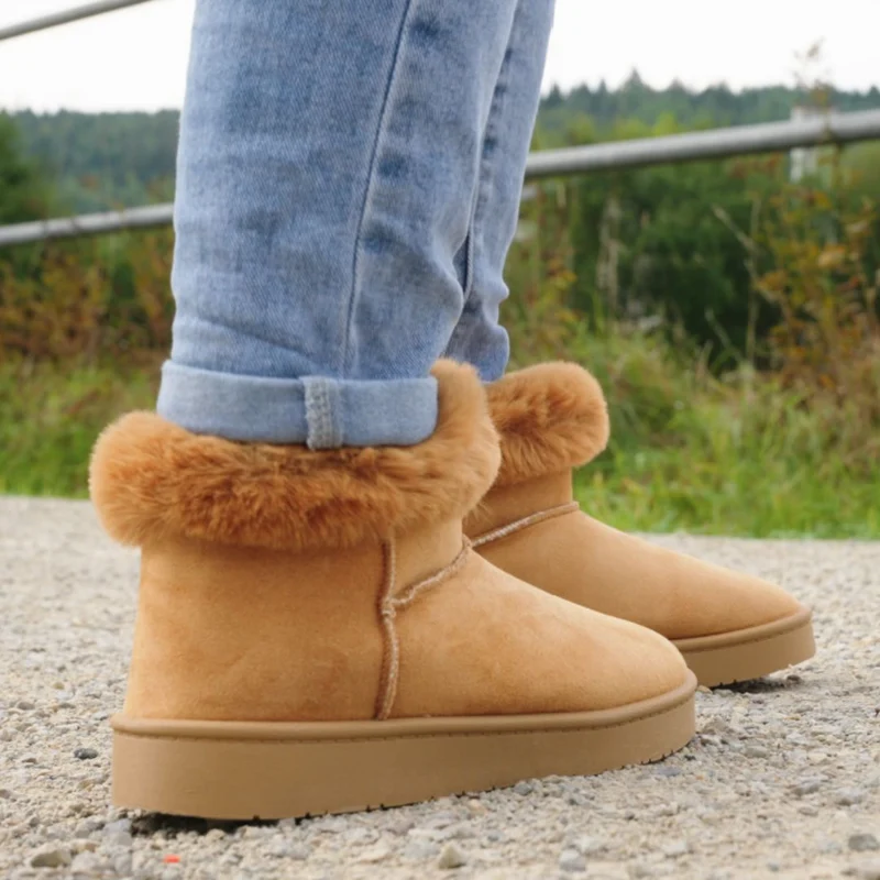 Giyna Camel