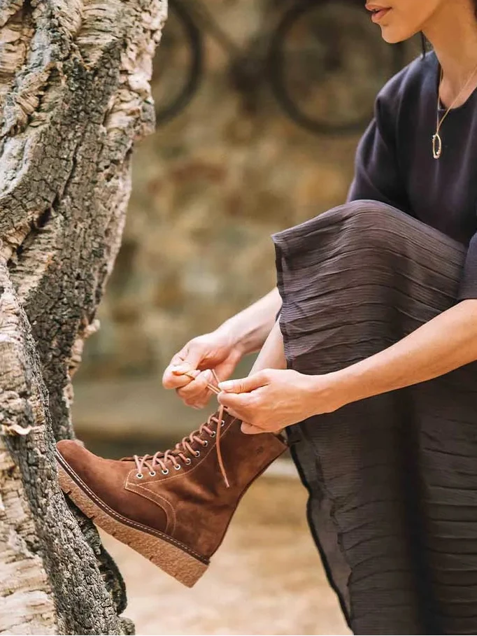 Botín de mujer en serraje con cordones | NIMES-SY