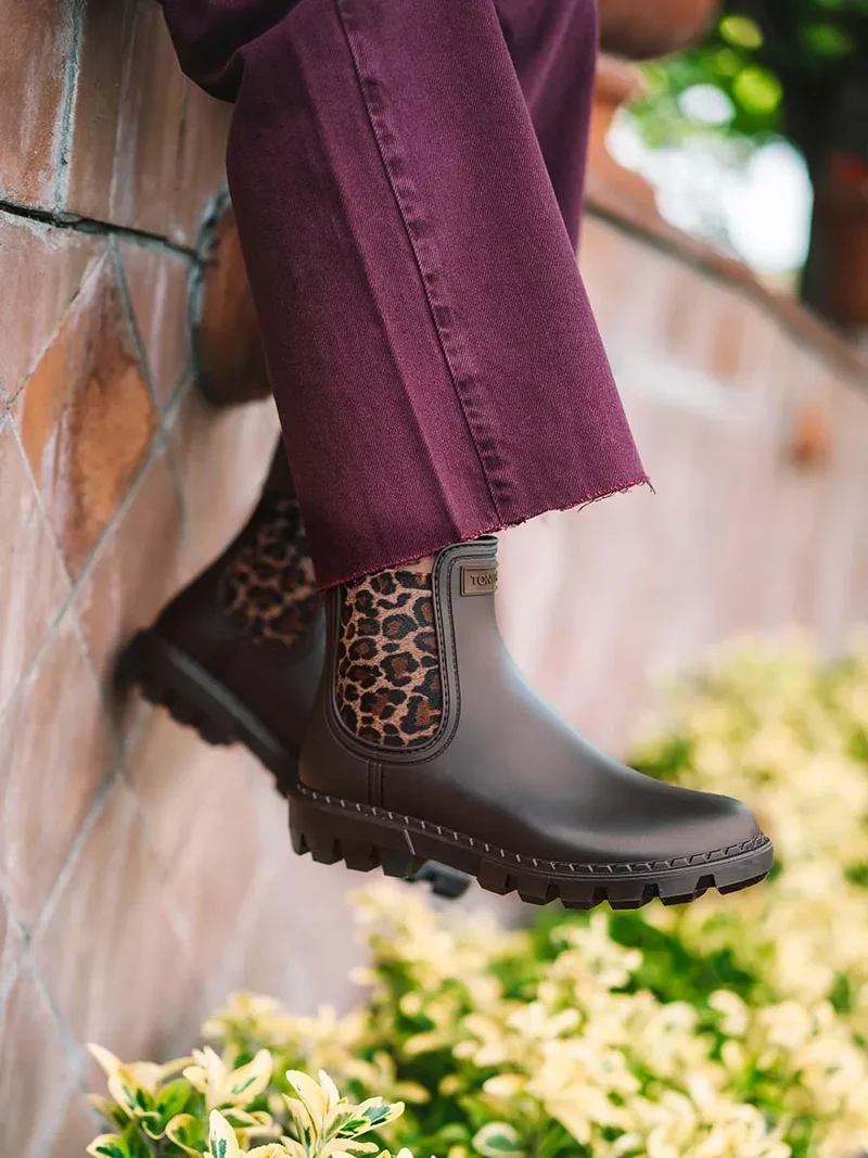Botines de agua para mujer con elásticos en animal print | CLAYTON