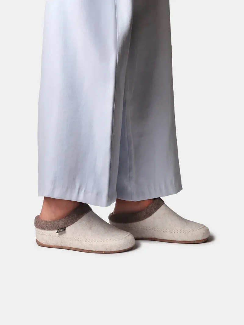 Slippers destalonadas en fieltro con cuña para mujer | ALBONS