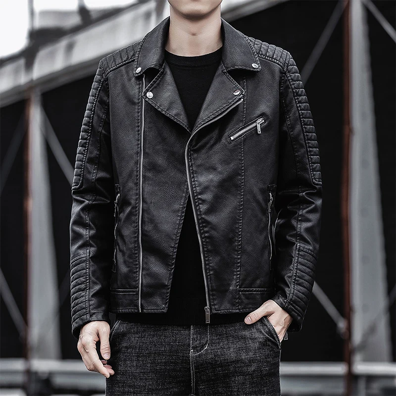 Herren Kunstleder-Bikerjacke mit gesteppter Ärmelpasse, asymmetrischem Reißverschluss und Metallzipper Nord Taschen