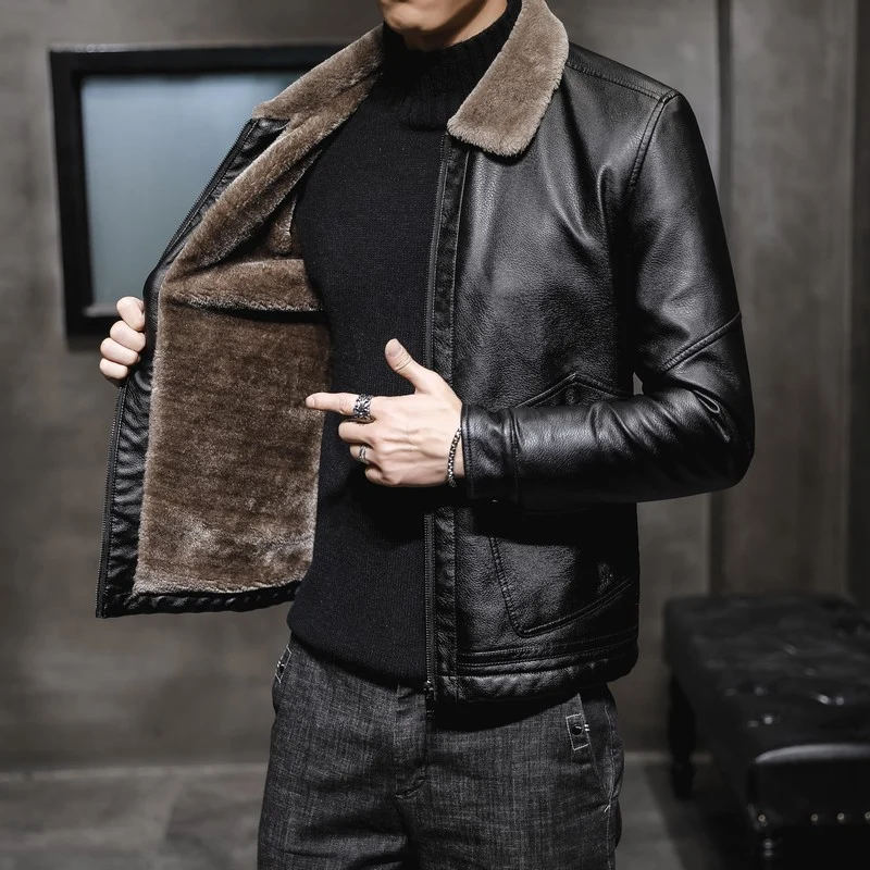 Herren klassische Lederoptik‑Fliegerjacke mit Teddykragen und verdecktem Reißverschluss Nord Taschen