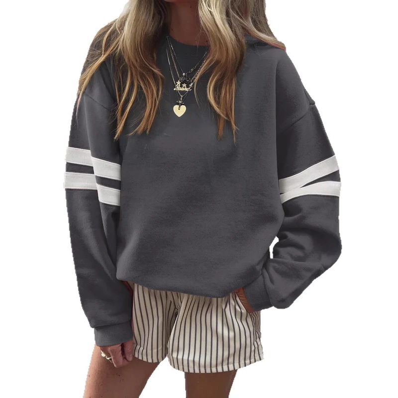Damen Weit geschnittenes Sweatshirt mit Kontraststreifen an den Ärmeln Nord Taschen