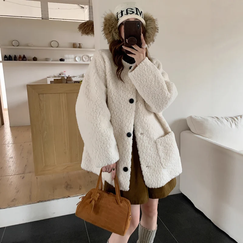 Damen Oversized Teddy‑Mantel mit Rundhals, großer Knopfleiste und aufgesetzten Taschen Nord Taschen