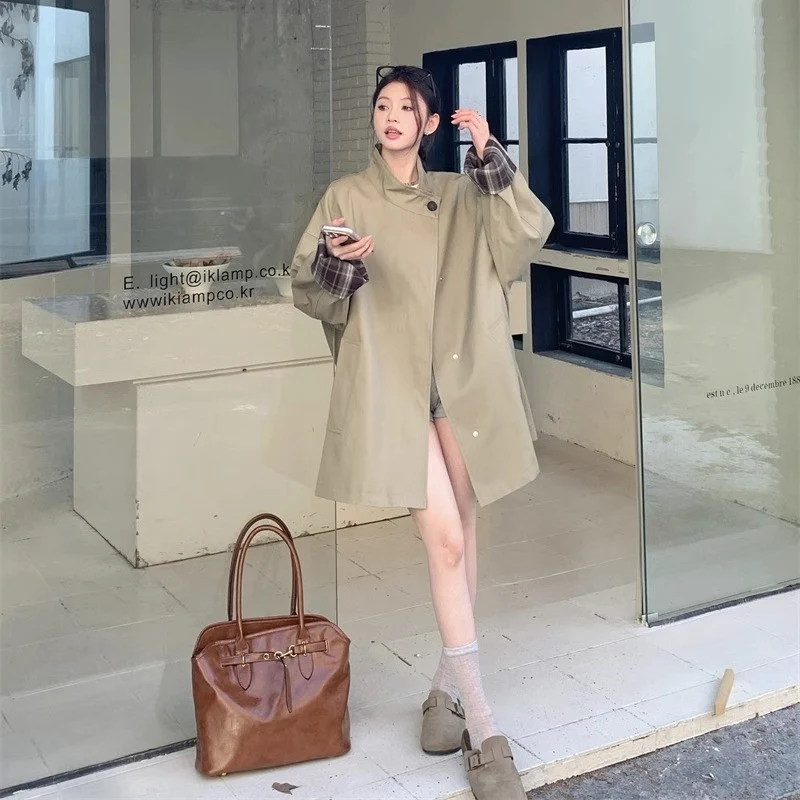 Damen Oversized Kurzmantel mit Stehkragen und kariertem Ärmelfutter Nord Taschen