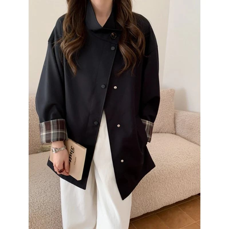 Damen Oversized Kurzjacke mit Druckknopfleiste und karierter Ärmelaufschlag Nord Taschen