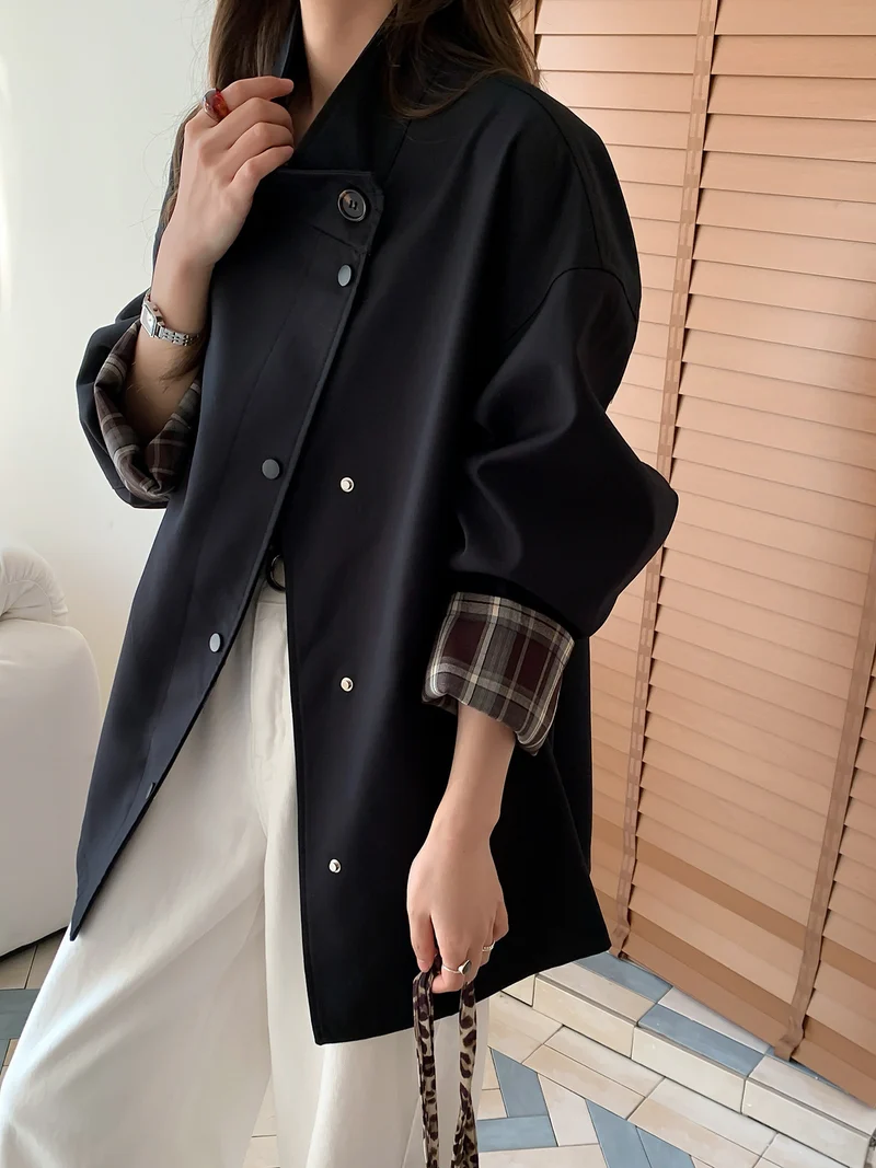 Damen Oversized Kurzjacke mit Druckknopfleiste und karierter Ärmelaufschlag Nord Taschen