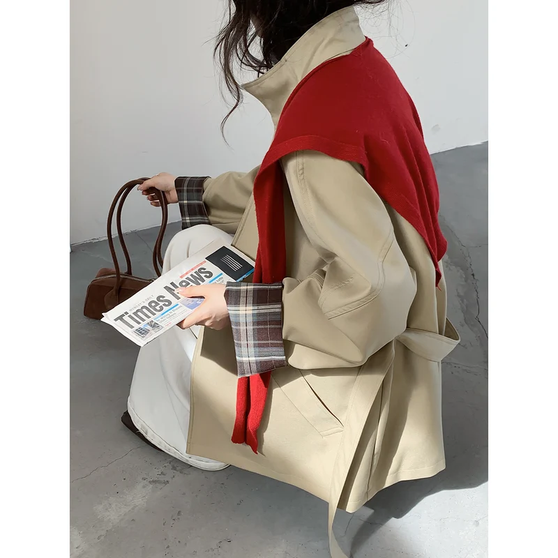 Damen Oversize Trenchcoat mit Taillengürtel und karierter Ärmelaufschlag Nord Taschen