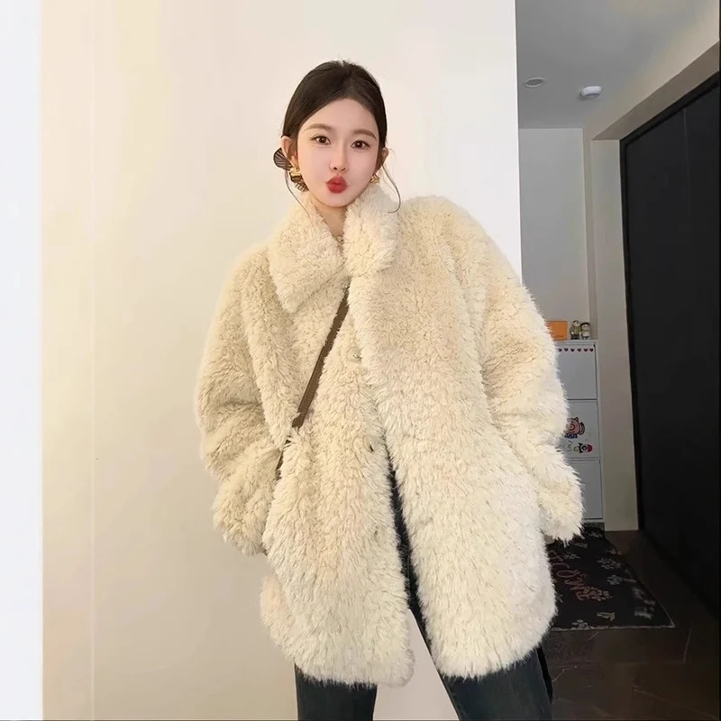 Damen Oversize Teddyfell‑Mantel mit Schalkragen und verdeckter Knopfleiste Nord Taschen
