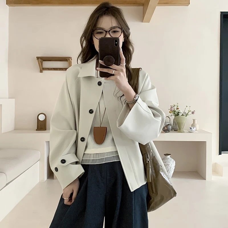 Damen Oversize Kurzjacke mit überschnittenen Schultern und großer Knopfleiste Nord Taschen